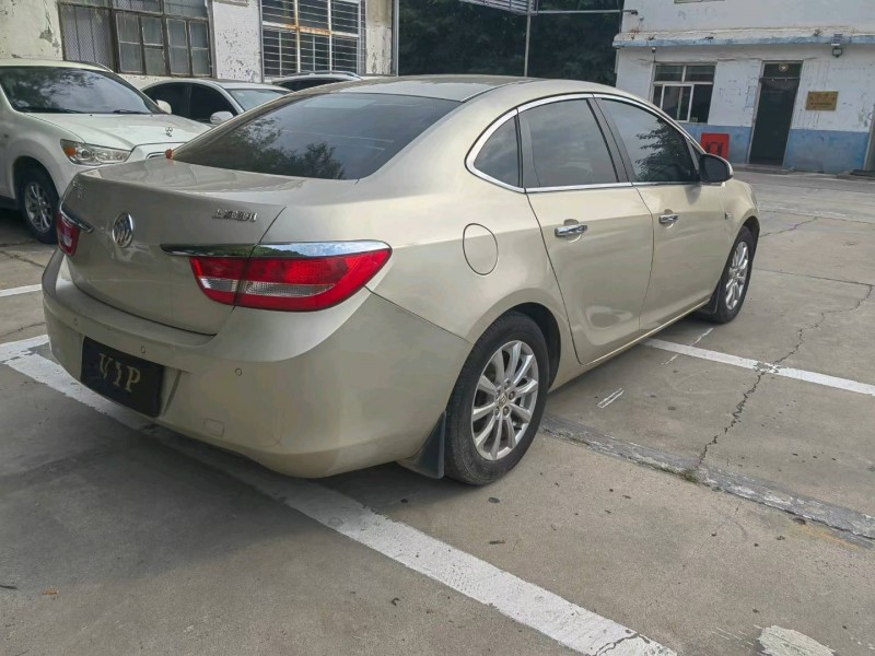 邢台15年别克英朗GT8