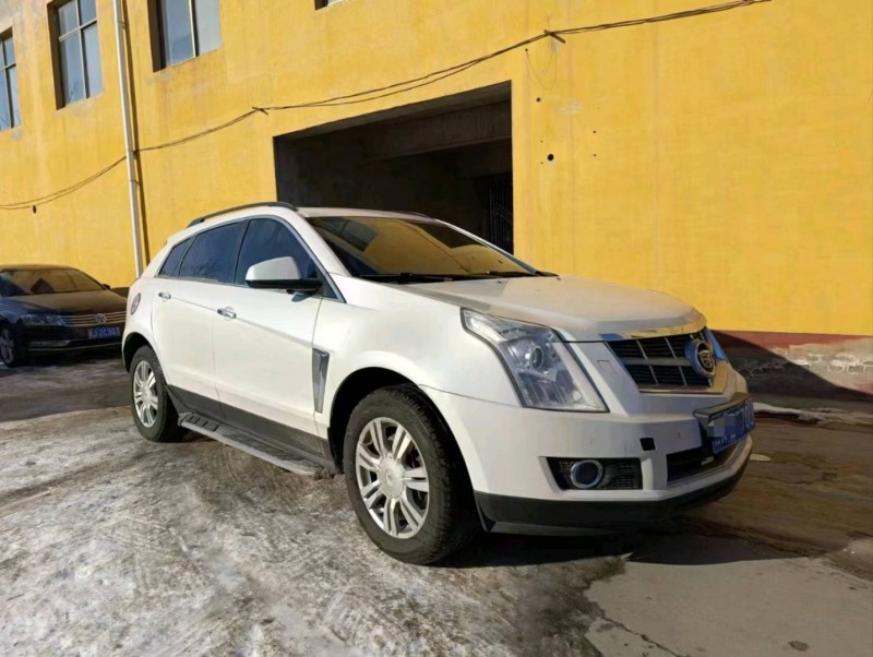 保定13年凯迪拉克SRX2