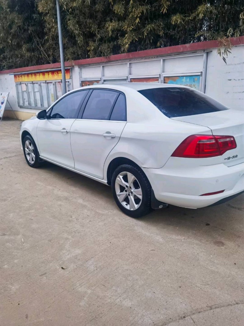 潍坊15年大众宝来9