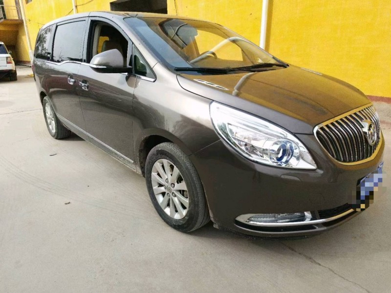 保定16年别克GL83