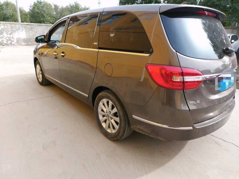 保定16年别克GL85