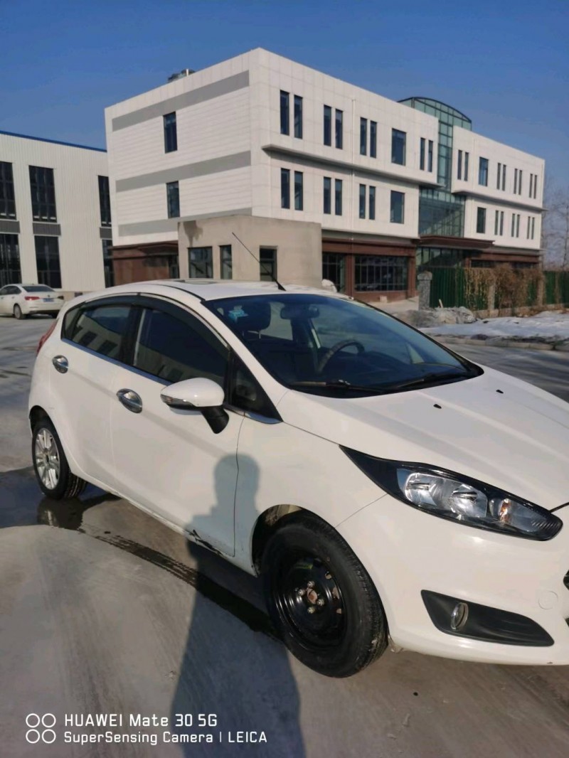 保定14年福特嘉年华3