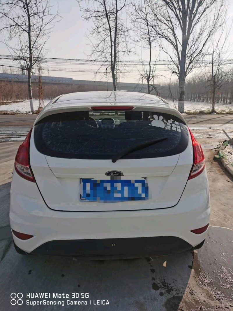 保定14年福特嘉年华9