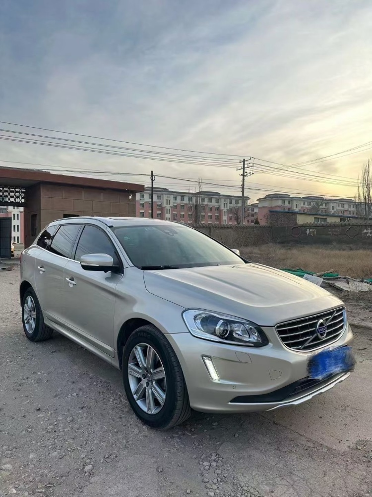 包頭17年沃爾沃XC604