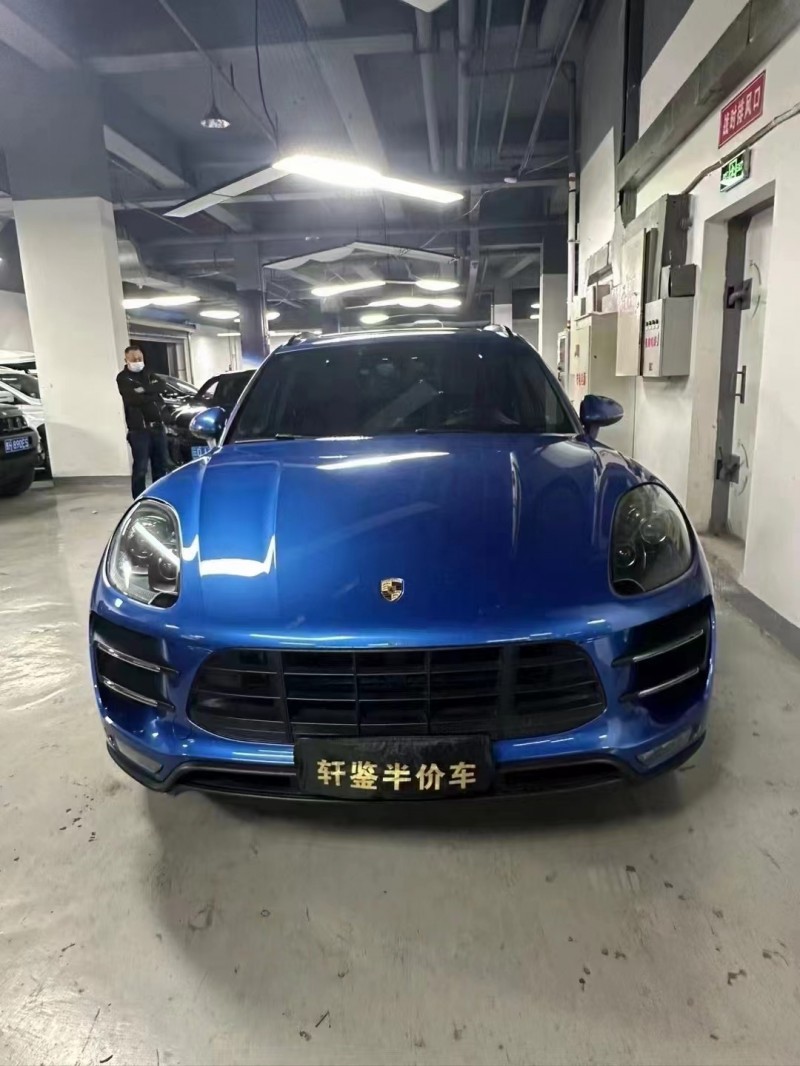 曲靖16年保時捷Macan1