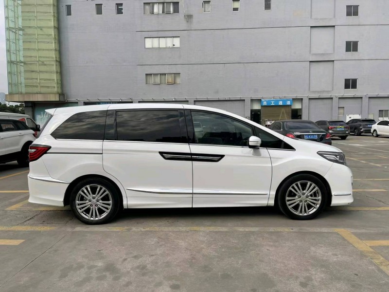 广州19年本田艾力绅4