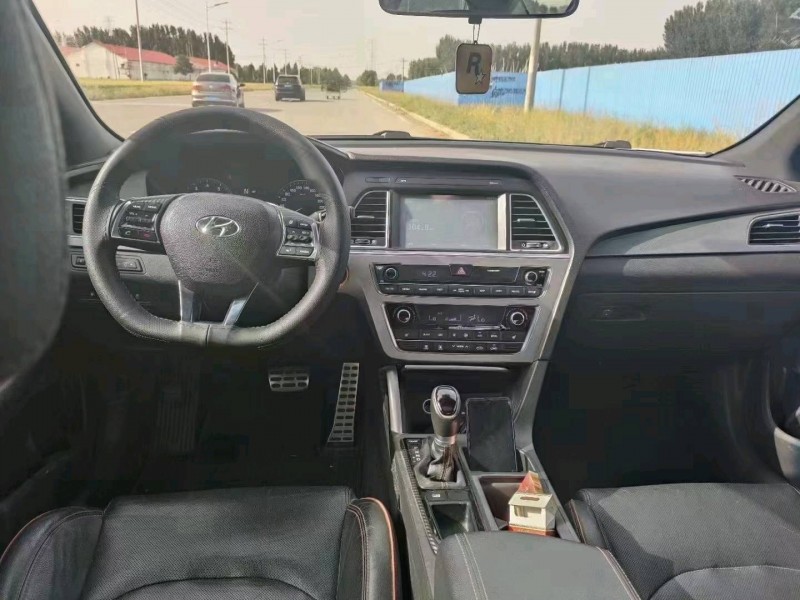 保定15年现代索纳塔九3