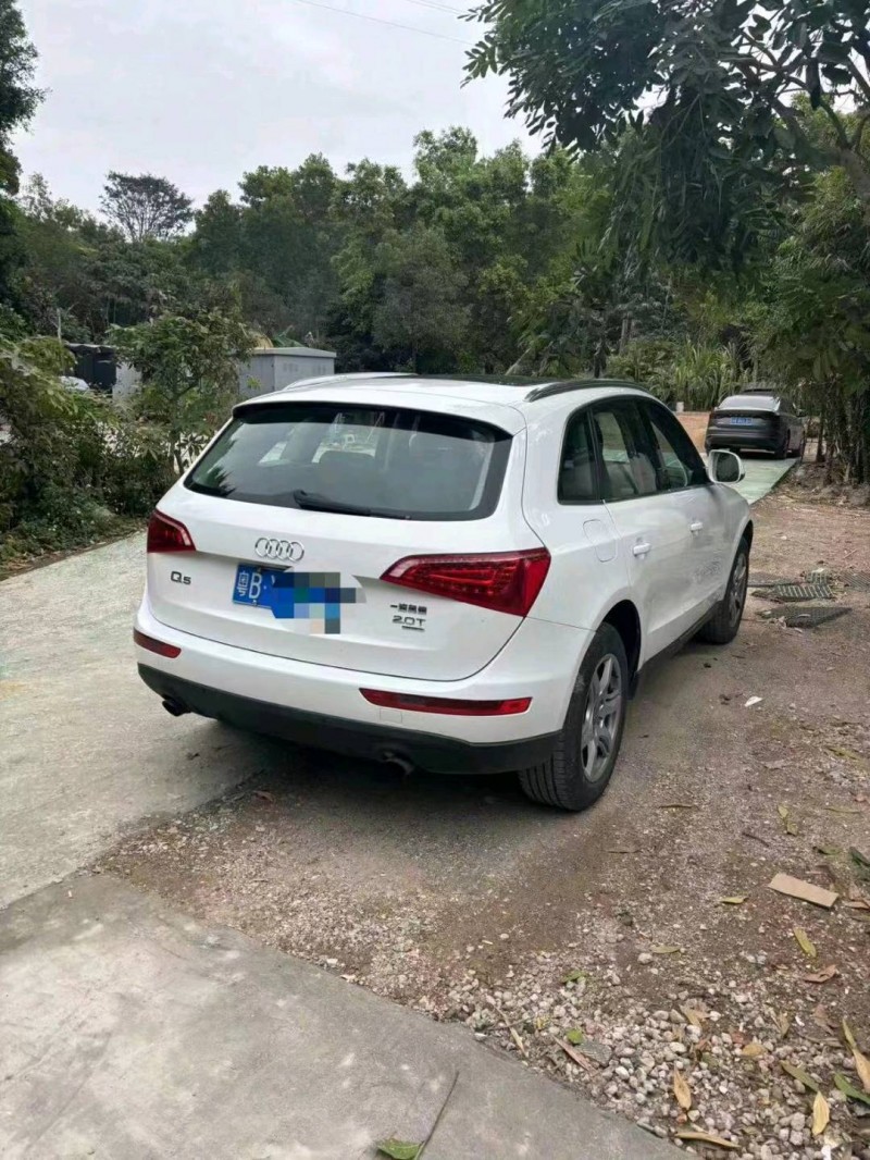广州12年奥迪Q54
