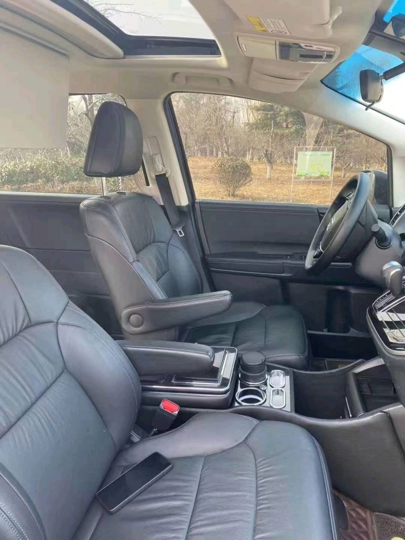 济宁20年本田奥德赛8