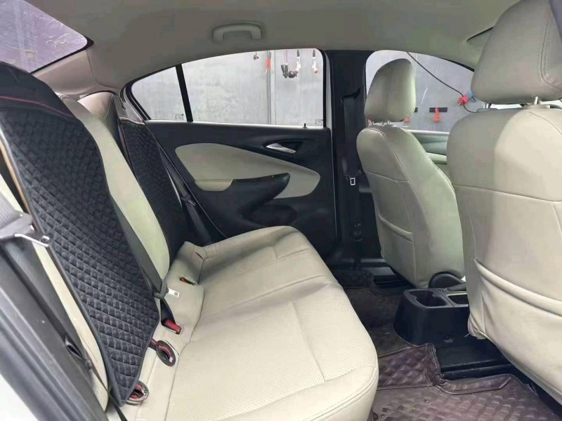 淄博20年别克凯越6