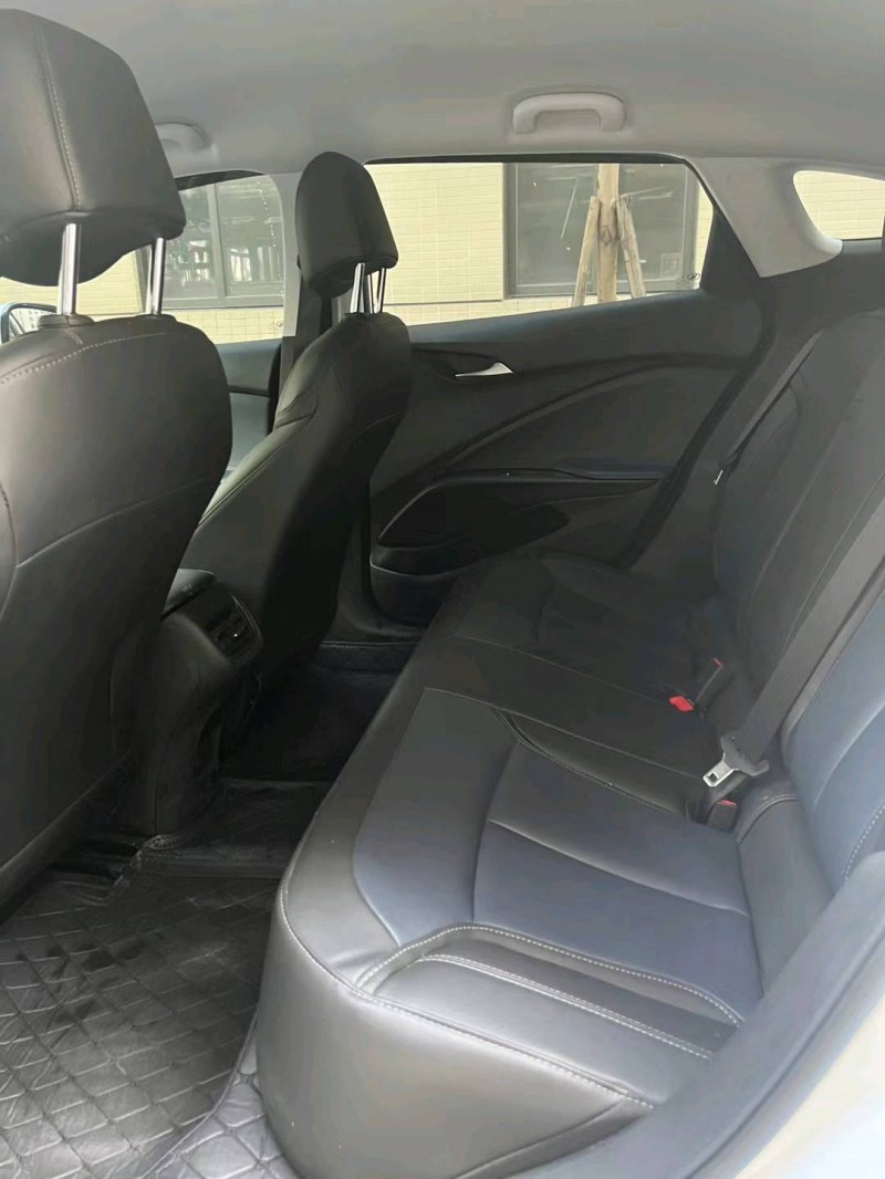 广州23年别克微蓝8