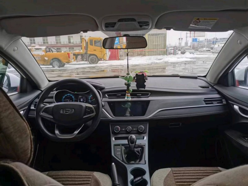 保定22年吉利帝豪4