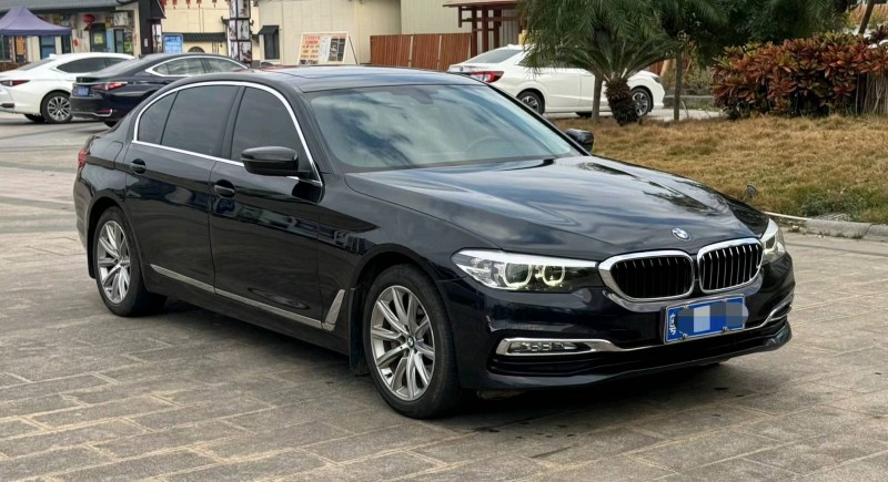 佛山17年宝马5系3