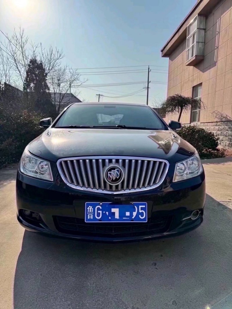 枣庄13年别克君越1