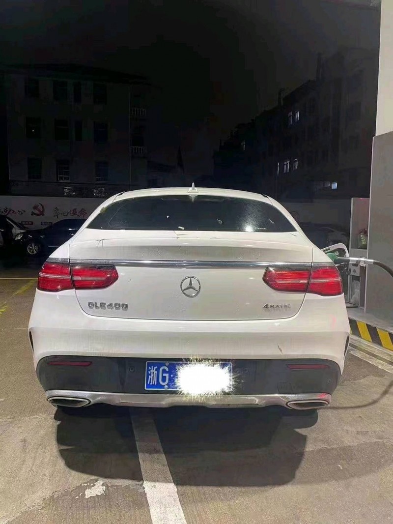 东营16年奔驰GLE2