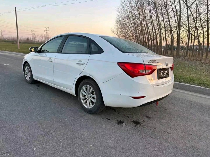 常州17年别克英朗4