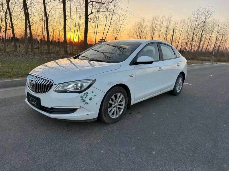 常州17年别克英朗7