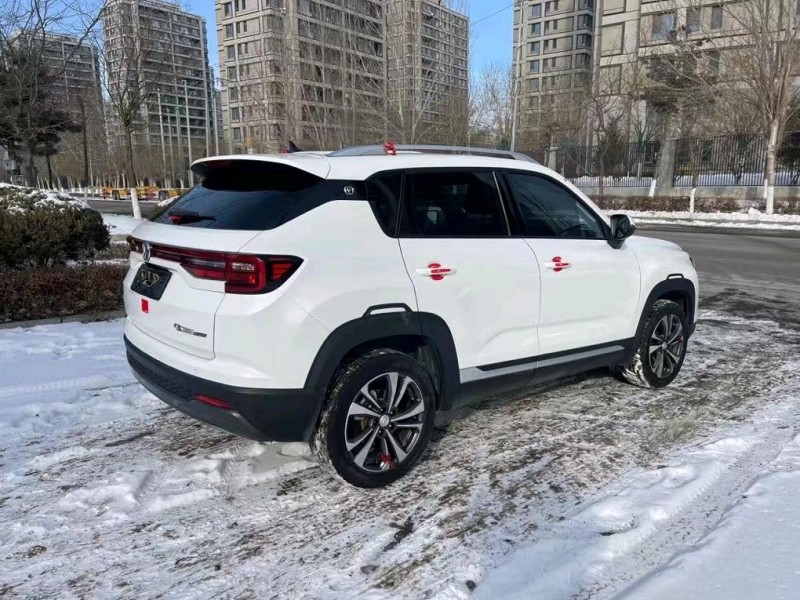 沈陽21年長安汽車CS355