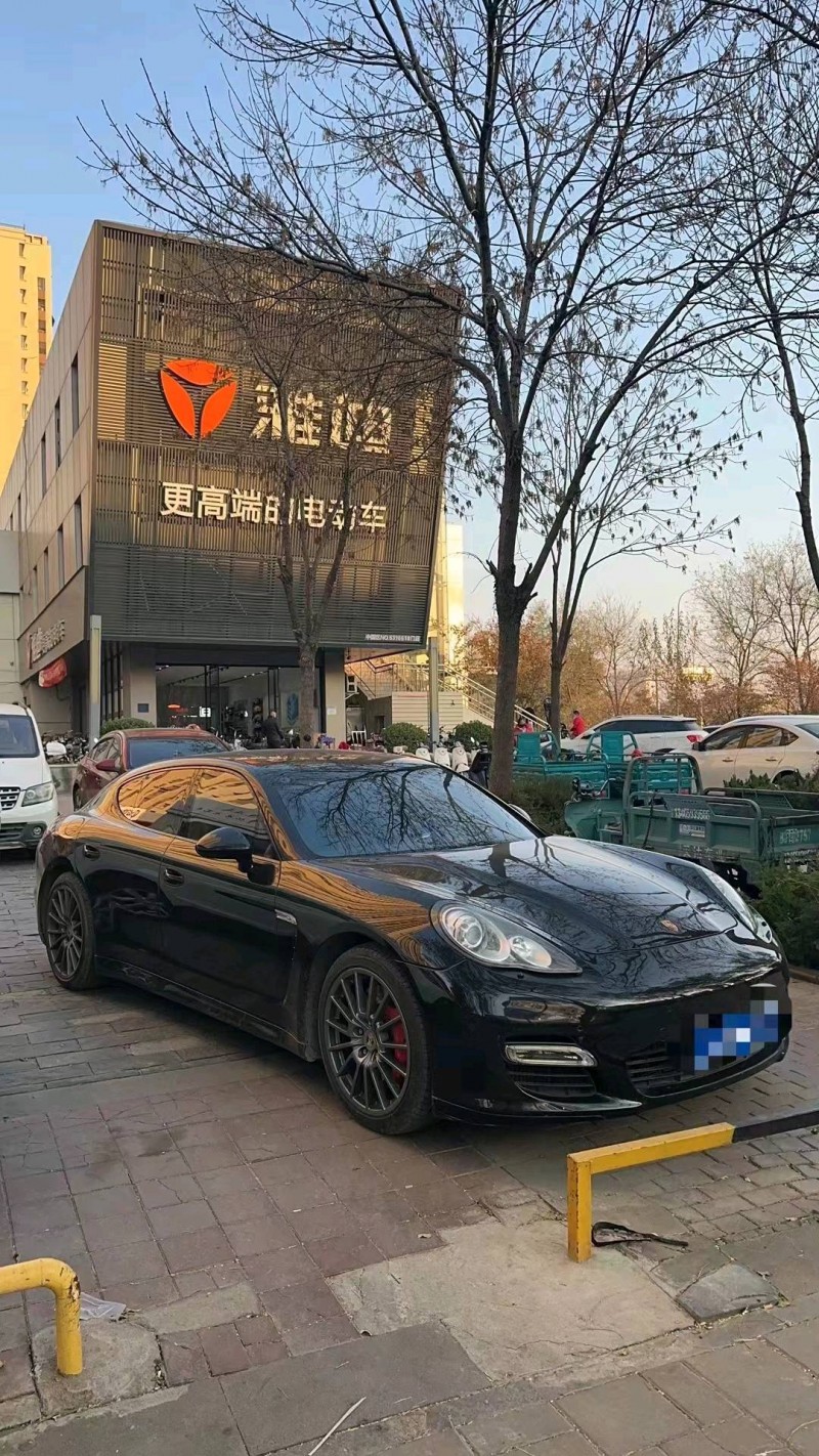 枣庄11年保时捷帕拉梅拉2