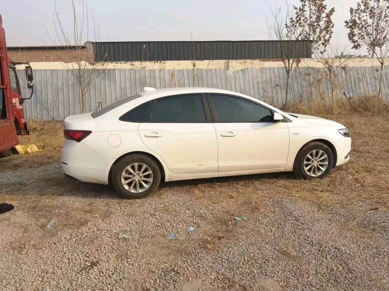 石家庄20年别克英朗2