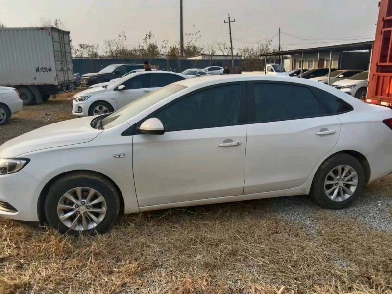 石家庄20年别克英朗4