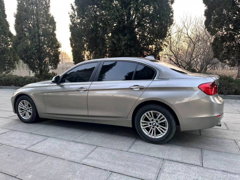 济南15年宝马3系3