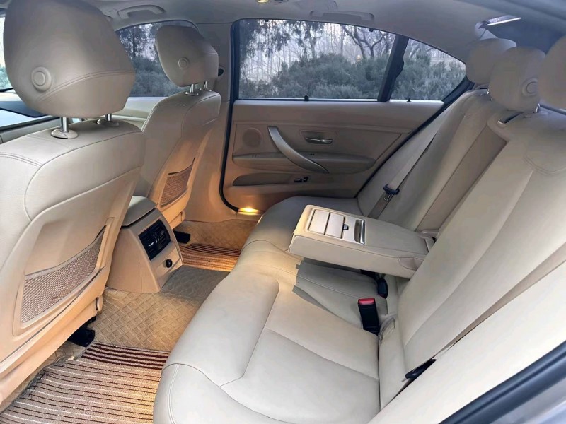 济南15年宝马3系9