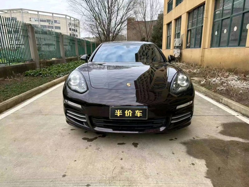 宜昌14年保時捷帕拉梅拉1
