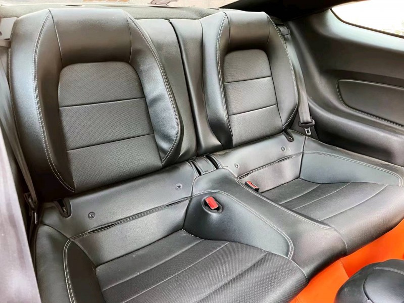 东营21年福特野马5