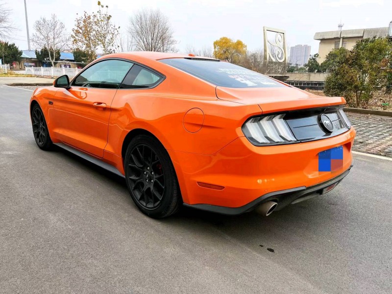 东营21年福特野马7