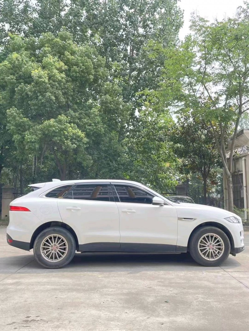 襄陽17年捷豹F-PACE8