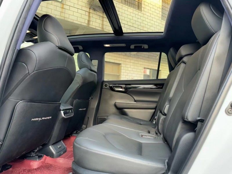 济宁21年丰田汉兰达7