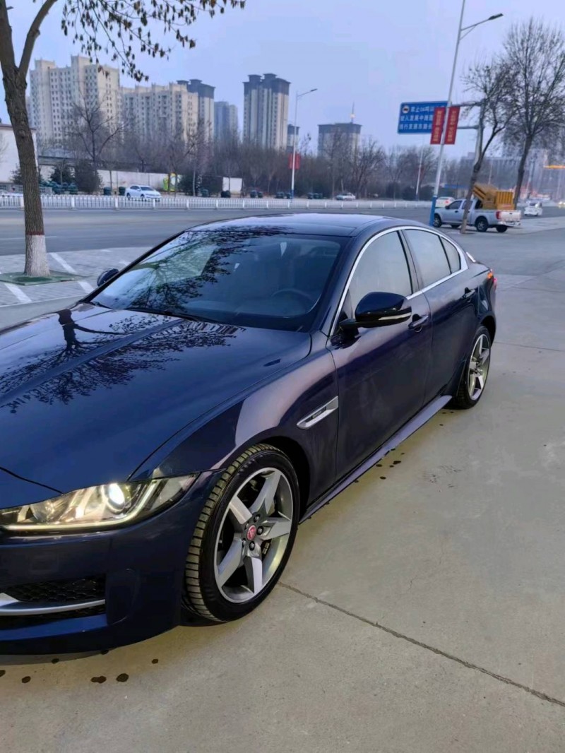 保定17年捷豹XE2