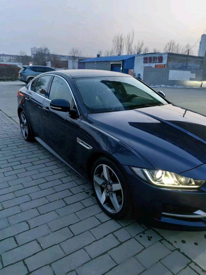 保定17年捷豹XE3