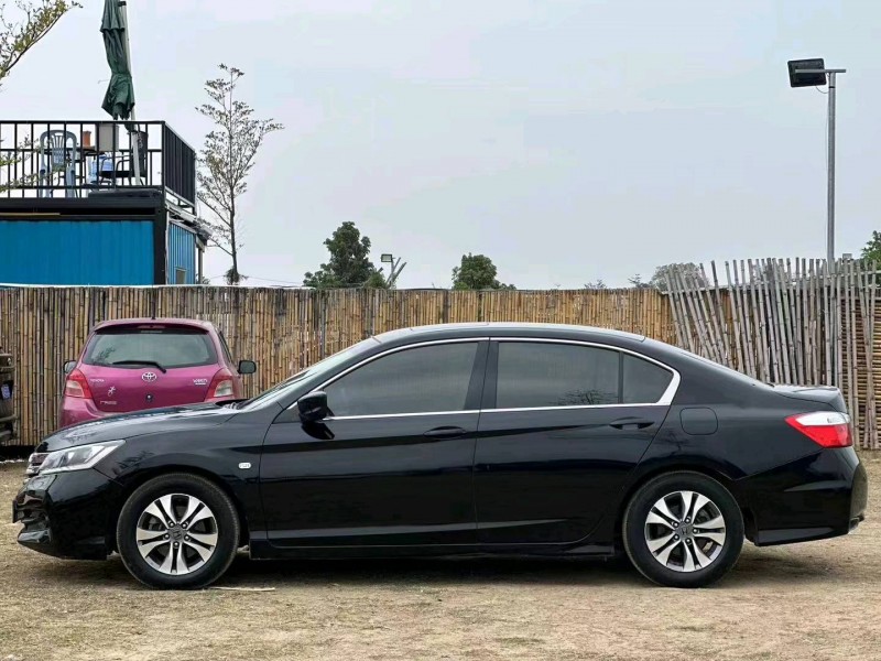 汕头15年本田雅阁2