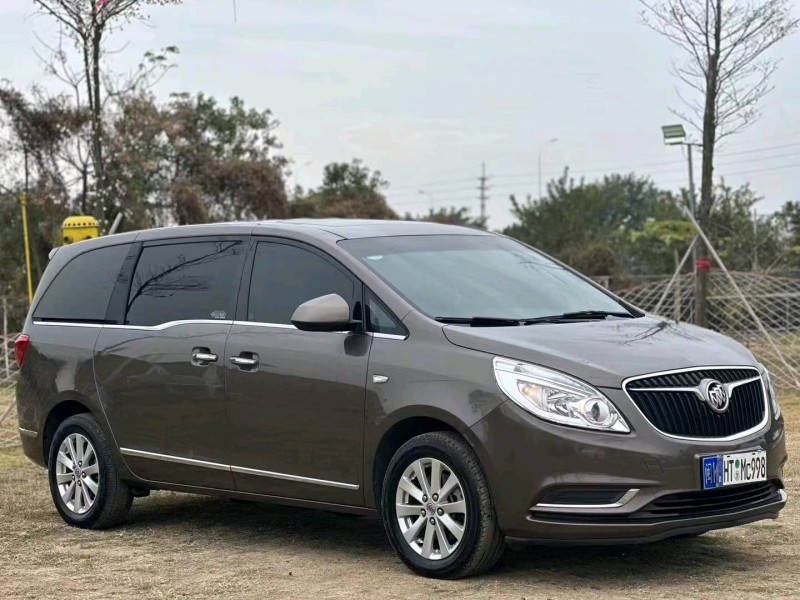 汕头18年别克GL82