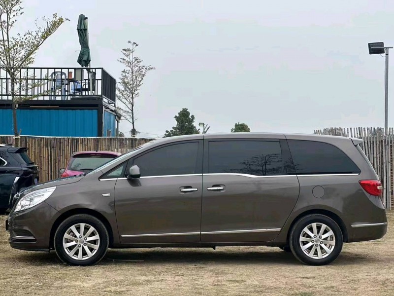 汕头18年别克GL83