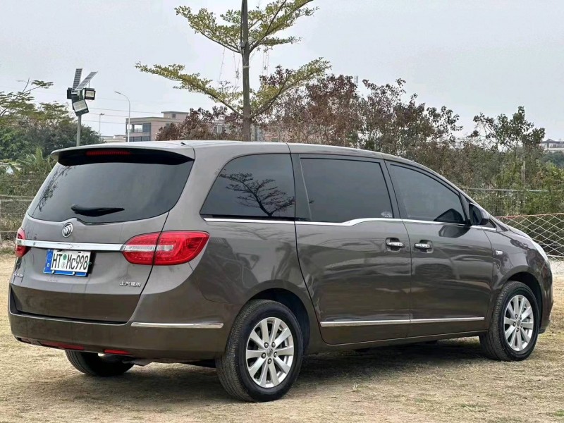 汕头18年别克GL88