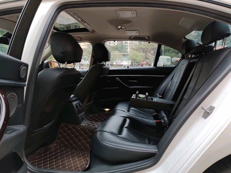 佛山16年宝马3系9