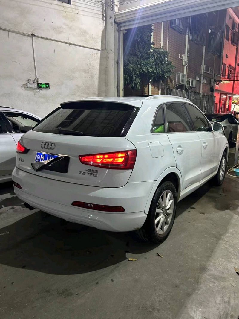 广州14年奥迪Q33