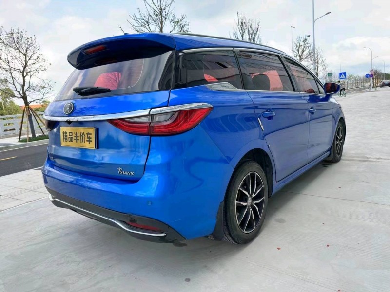 珠海18年比亚迪宋4