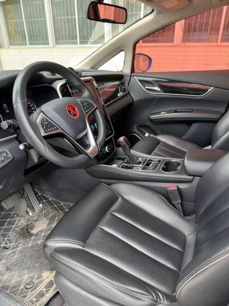 珠海18年比亚迪宋8