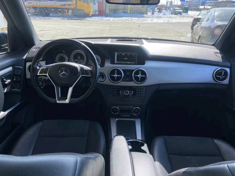 保定15年奔驰GLK2