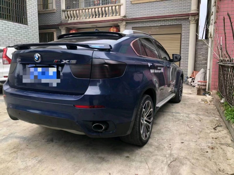 广州14年宝马X69