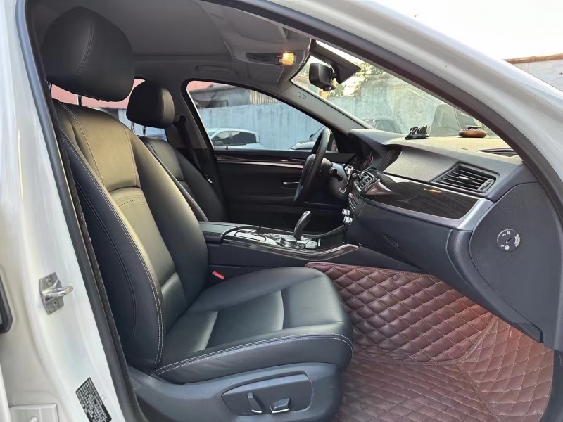 济宁15年宝马5系5