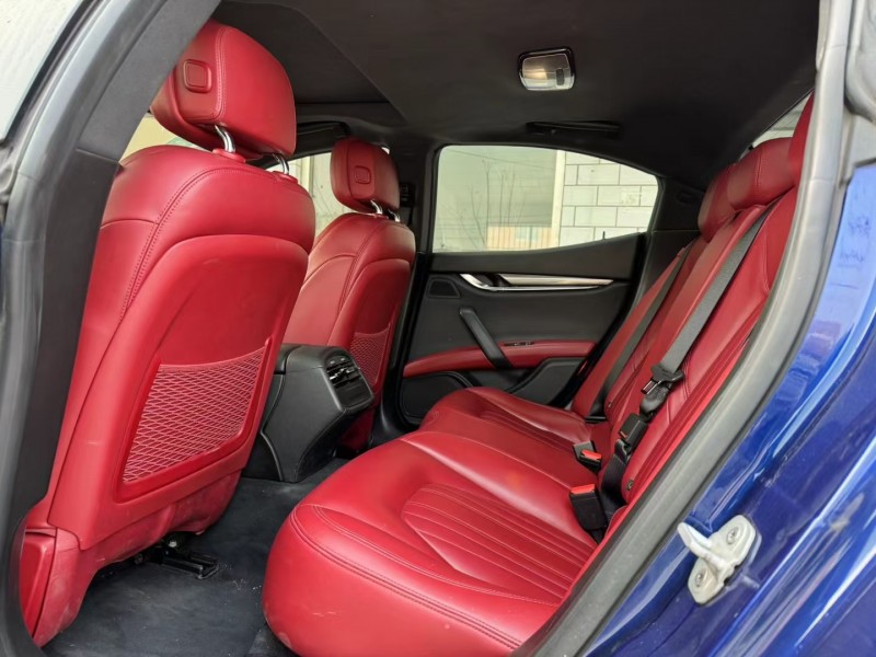 济宁17年玛莎拉蒂Ghibli6