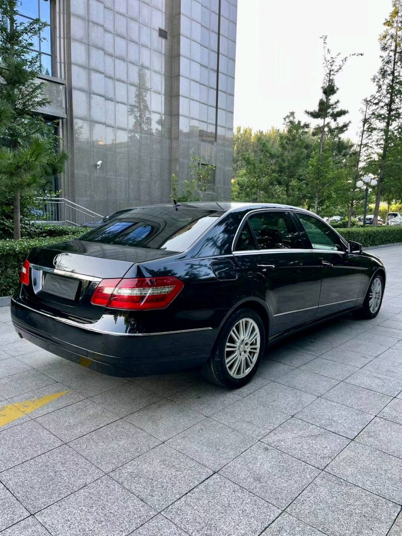 烟台13年奔驰E8