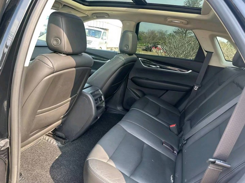 珠海18年凯迪拉克XT56