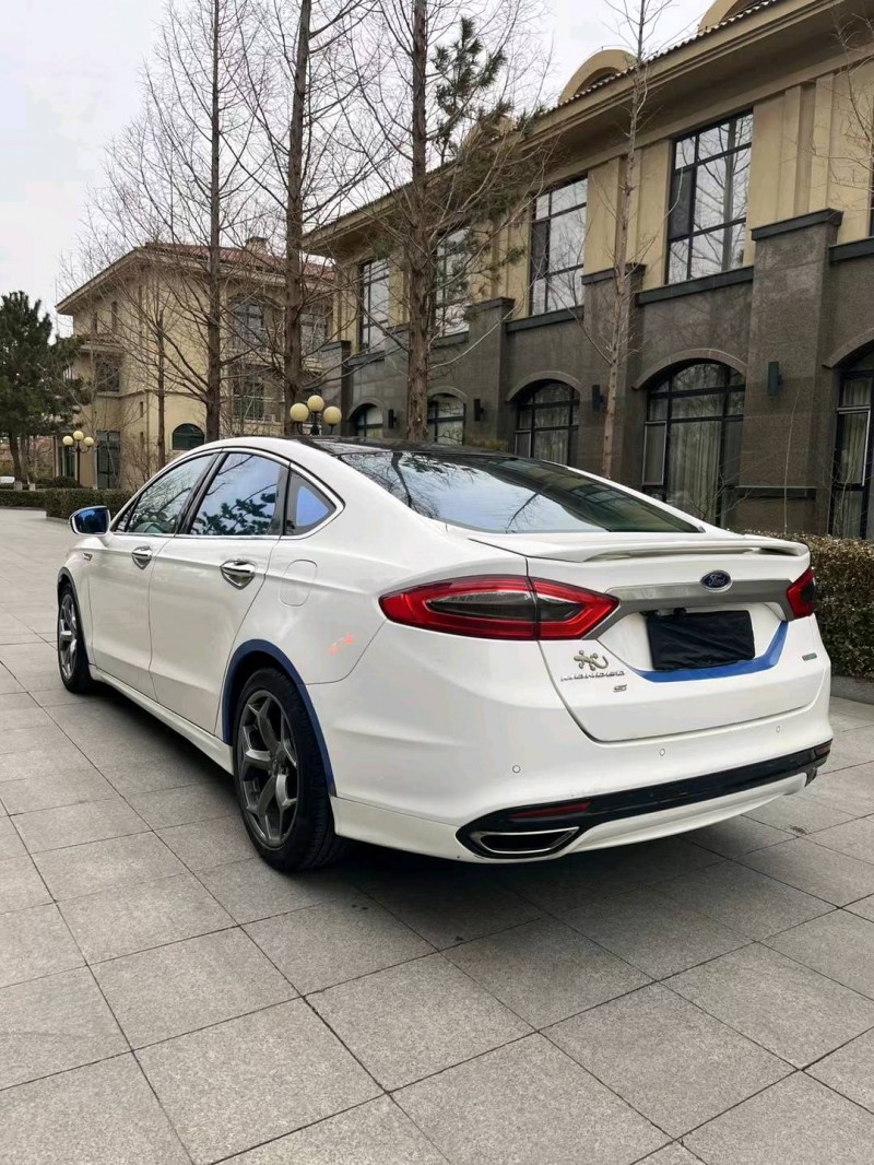 烟台15年福特蒙迪欧8