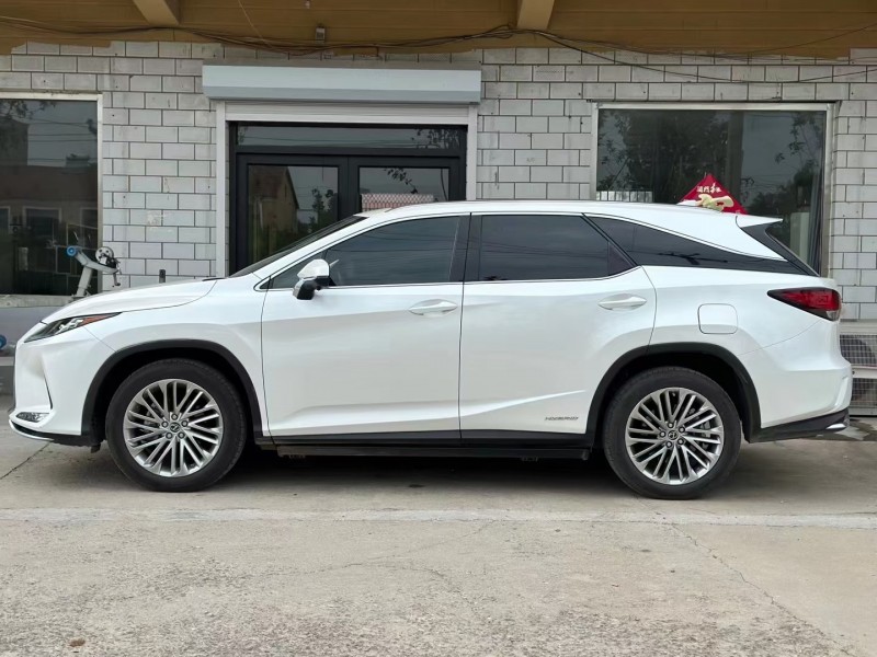 济宁21年雷克萨斯RX3